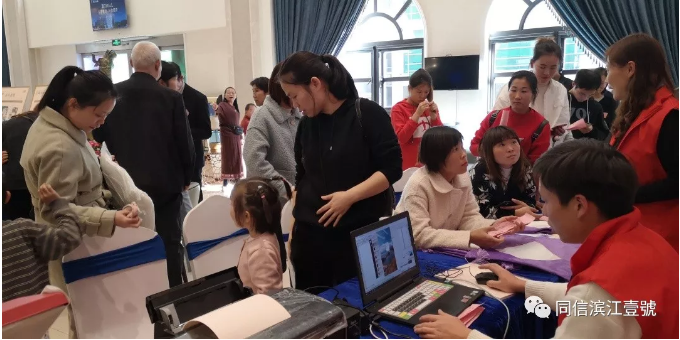 愛心定制抱枕，把幸福抱回家
